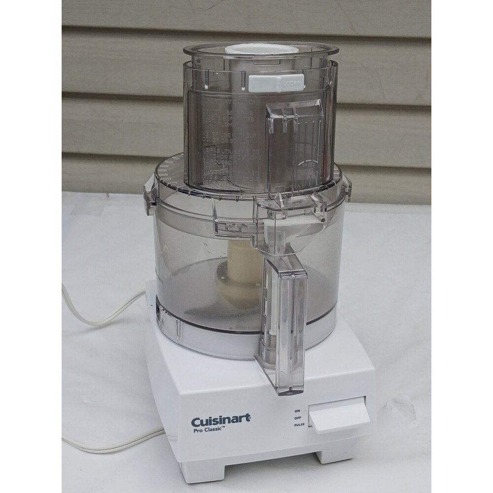 Cuisinart Pro Classic DLC-10S 7 Cup Food Processor